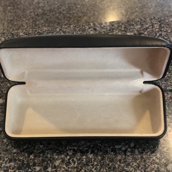 Ray ban sunglasses case or reading glass case - Picture 2 of 6